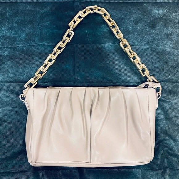 🔥Beige Bag🔥 - Picture 1 of 5